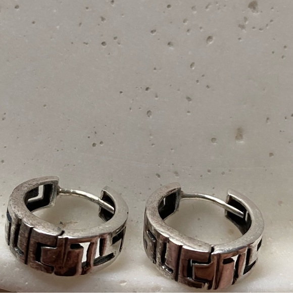 Hoop Earrings - Picture 2 of 6